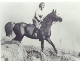 <b>Description: </b>Lothar (Fadl x Habba) 1955. Here with Linda Tellington-Jones who trained Lothar for 100 miles endurance races.<br/><b>Copyright: </b>George Axt ph.